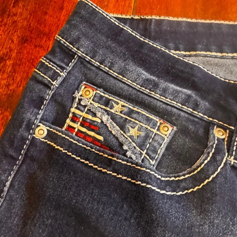 Love Indigo Womens 18 Bermuda Denim Shorts Dark Wash Americana Stars Pockets - Picture 10 of 11
